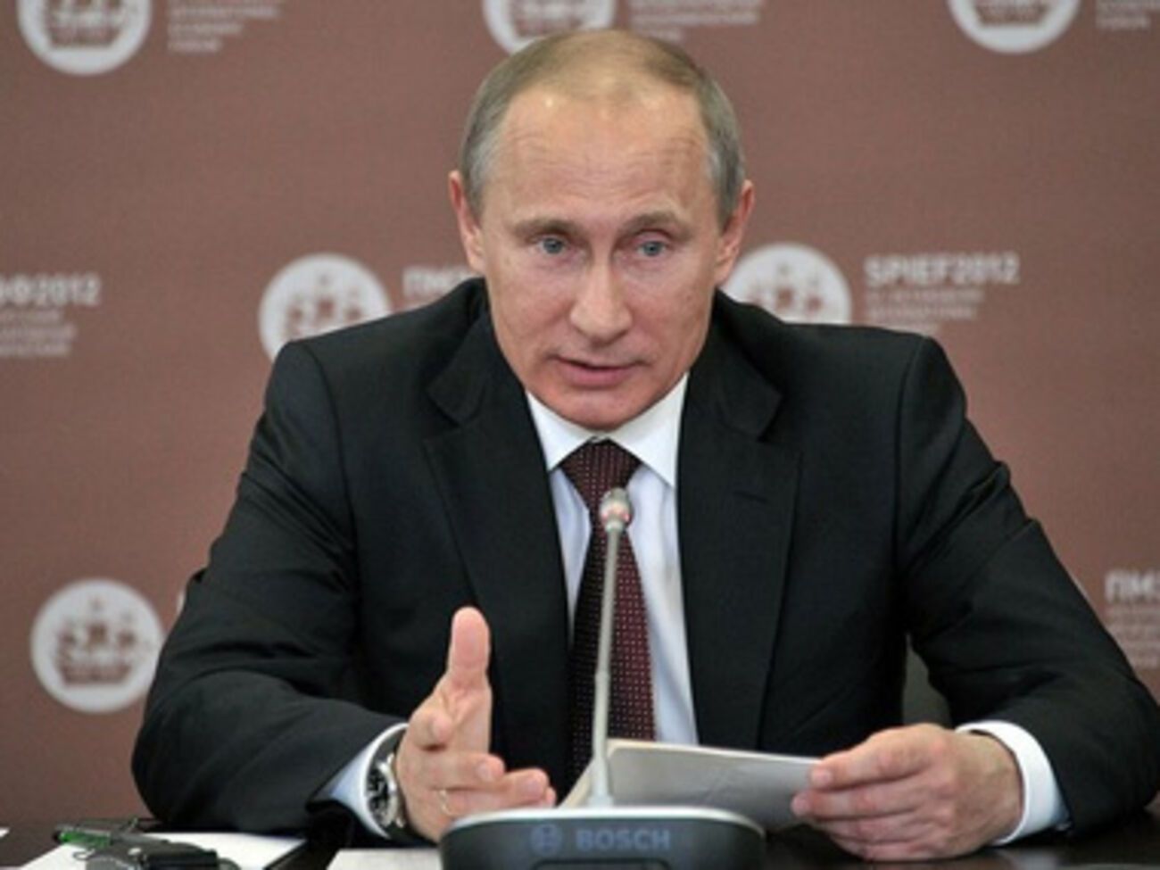 СМИ: Миру в Украине помог Путин