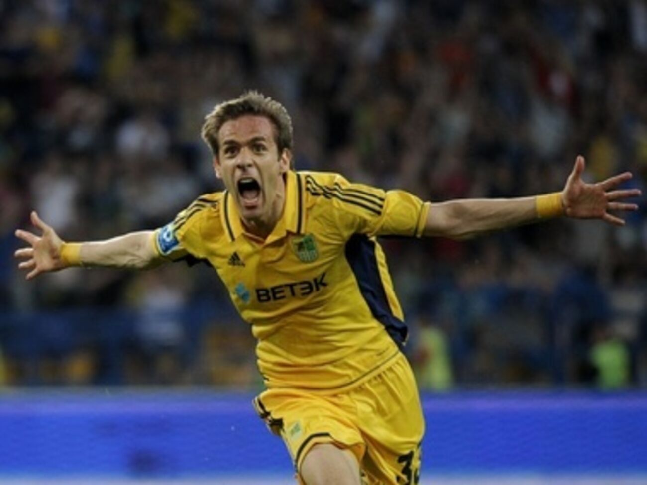 Марко Девич