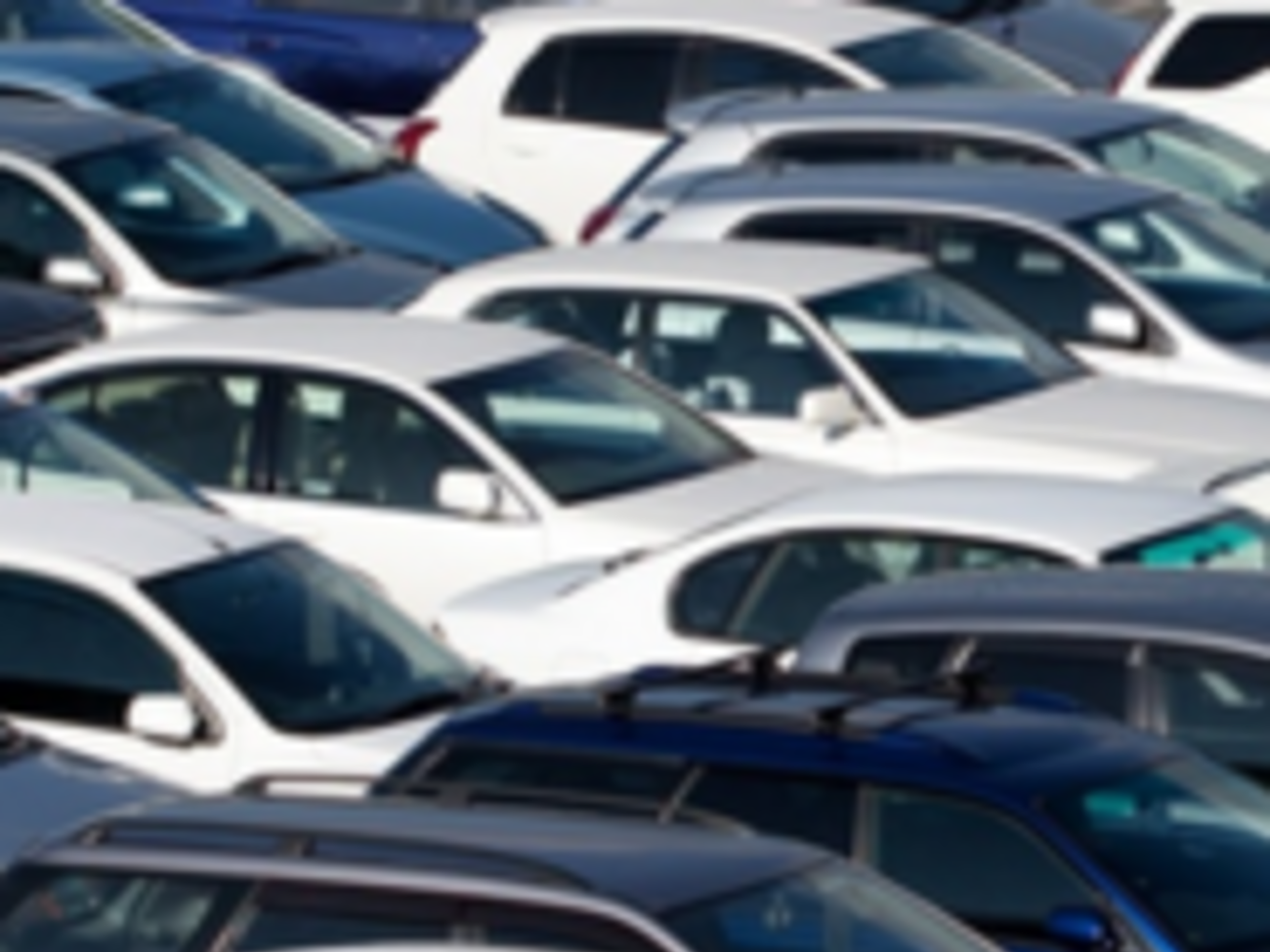 Рынок авто в Украине начал год с роста