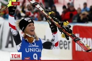 Двух спортсменок хотят похитить
