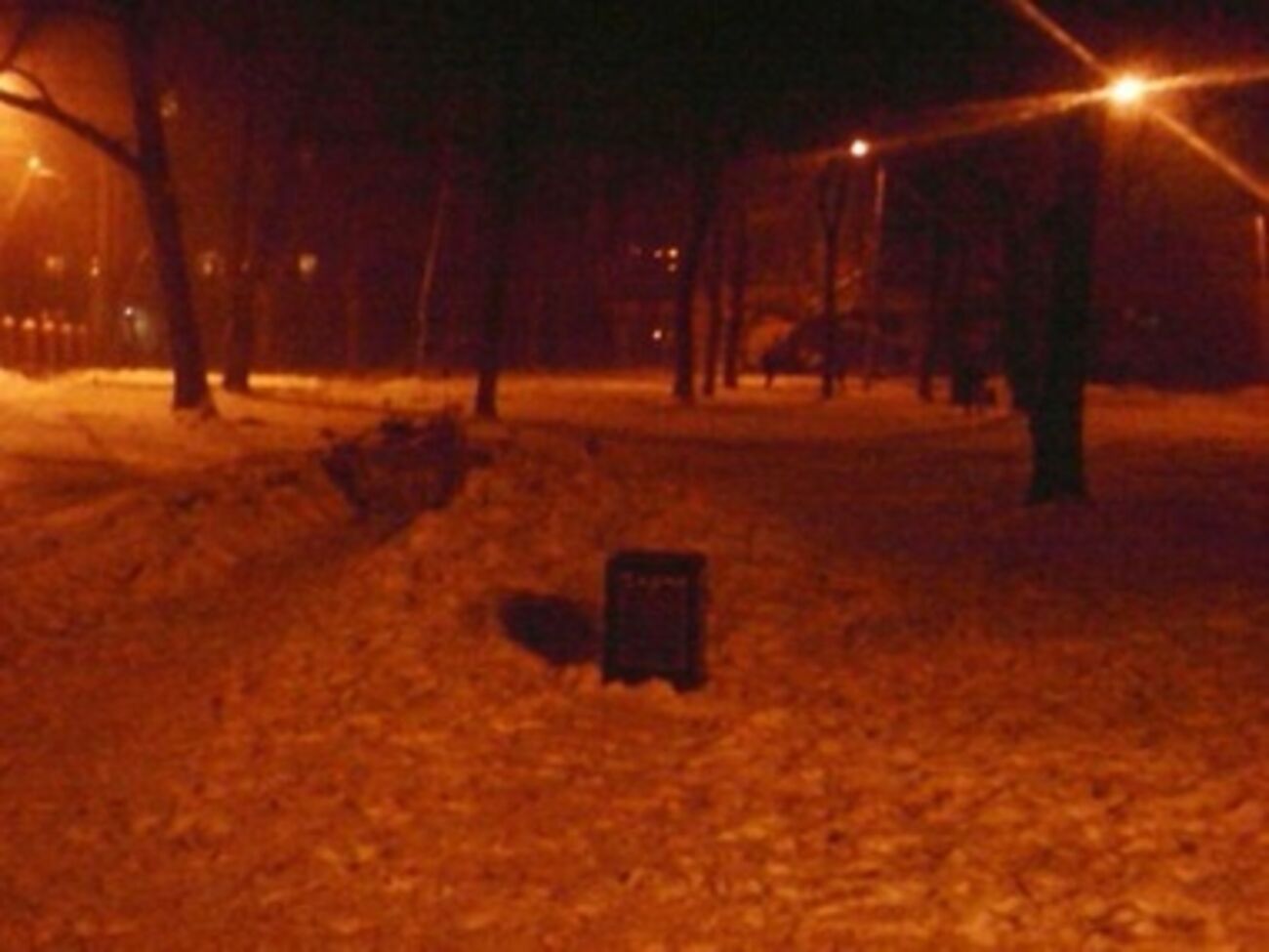 Еще вчера на камне был крест