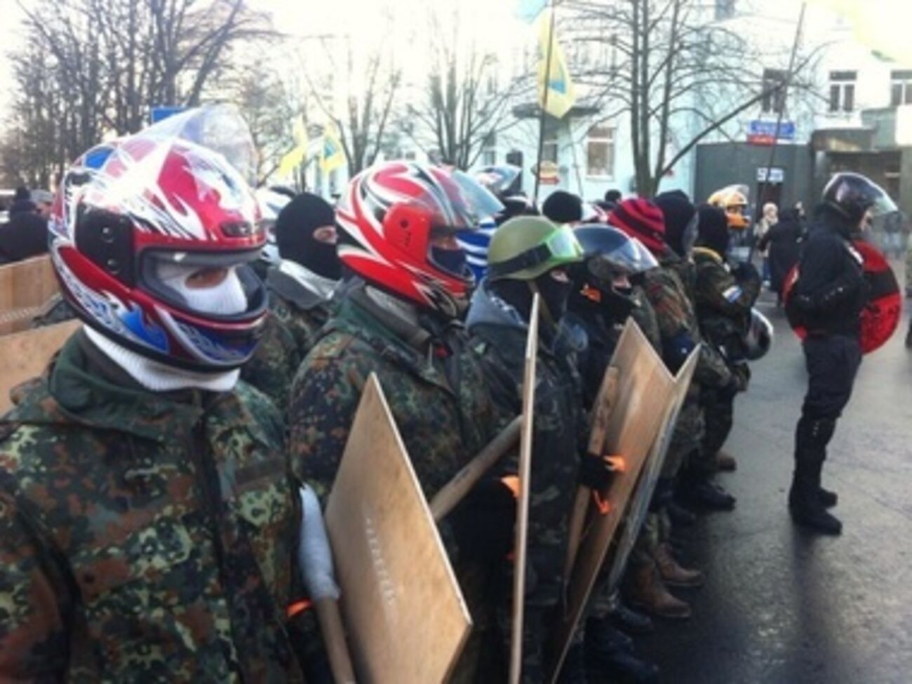 Самооборона Майдана начала пикет Верховной Рады
