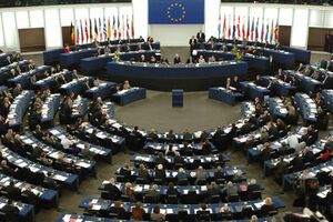 Европарламент принял жесткую резолюцию по Украине