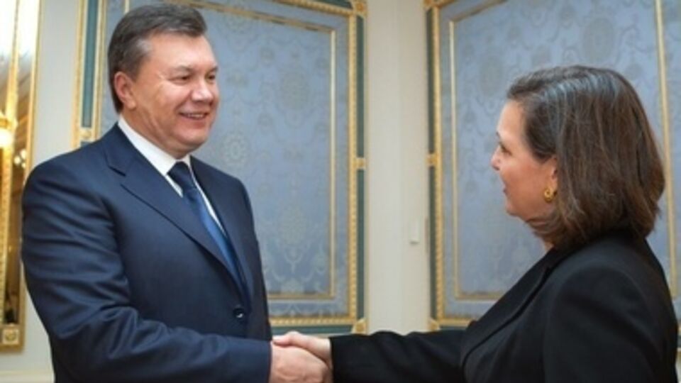 Янукович провел встречу с Викторией Нуланд