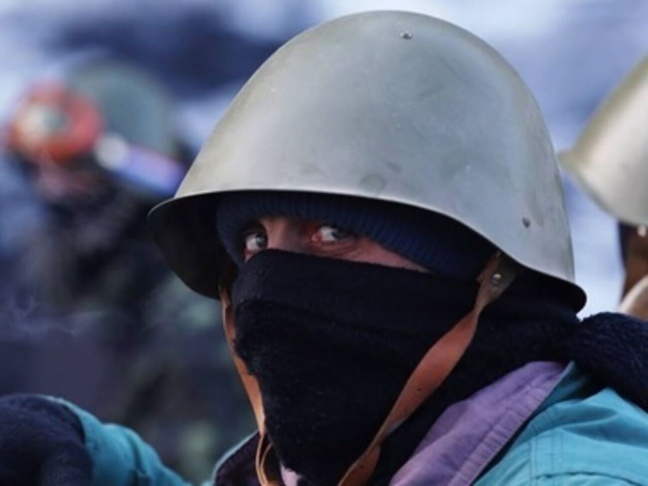 Средний возраст майдановца --- 37 лет