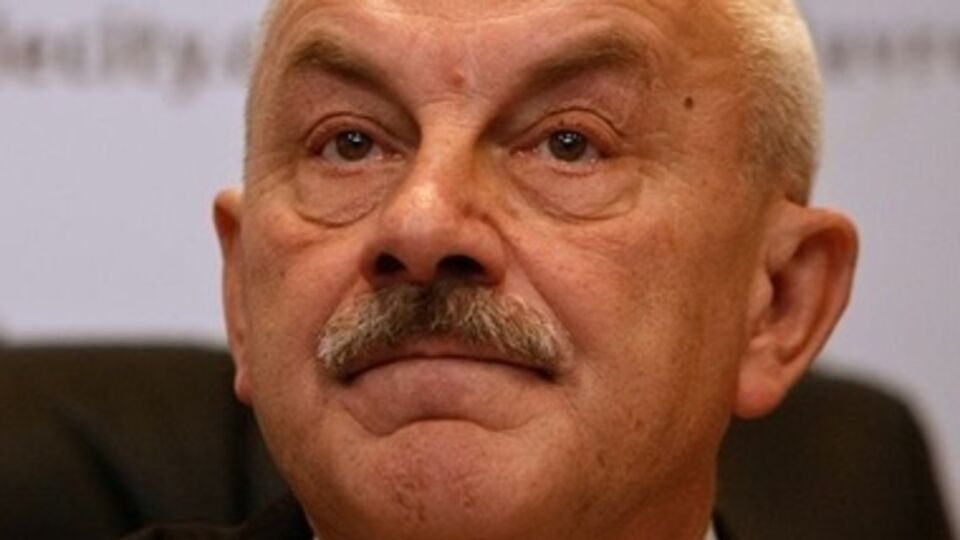 Виктор Лисицкий считает, что гривна начнет укрепляться через пару недель