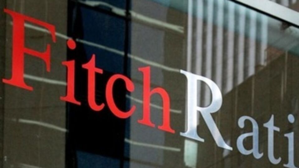 Пересмотреть рейтинг Украины Fitch решило из-за "нестабильной ситуации в стране"