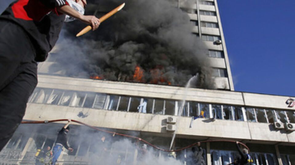 Протесты в Сараево и Тузле