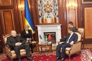 Встреча Турчинова с Давутоглу