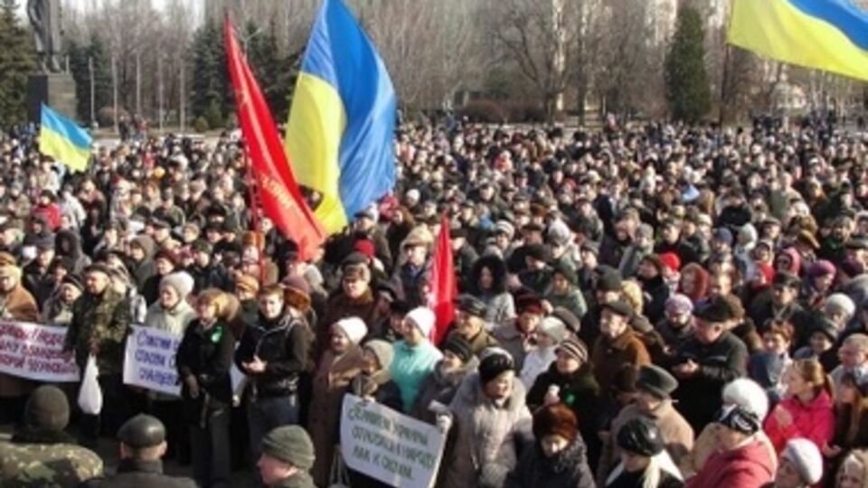 Митинг пытались скомпрометировать российские "туристы"