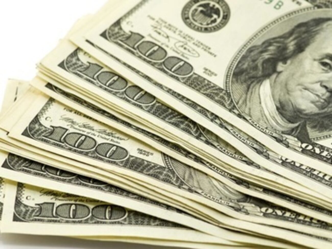 Доллар и евро подешевели