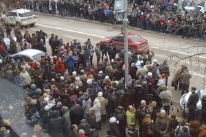 После празднования 200-летнего юбилея Тараса Шевченко в Севастополе активистов избили молодые люди спортивного телосложения