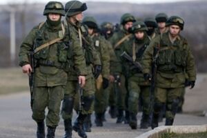 Российские военные в Крыму
