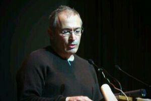 Михаил Ходорковский прилетел в Киев поздно вечером 8 марта