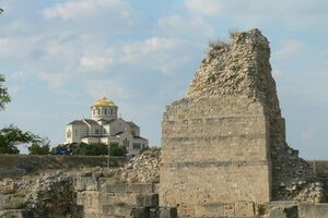 Севастополь стал официально русскоязычным