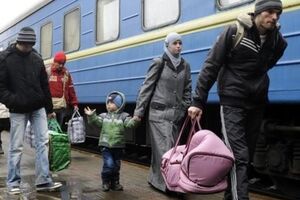 Семьи крымских татар прибывают во Львов