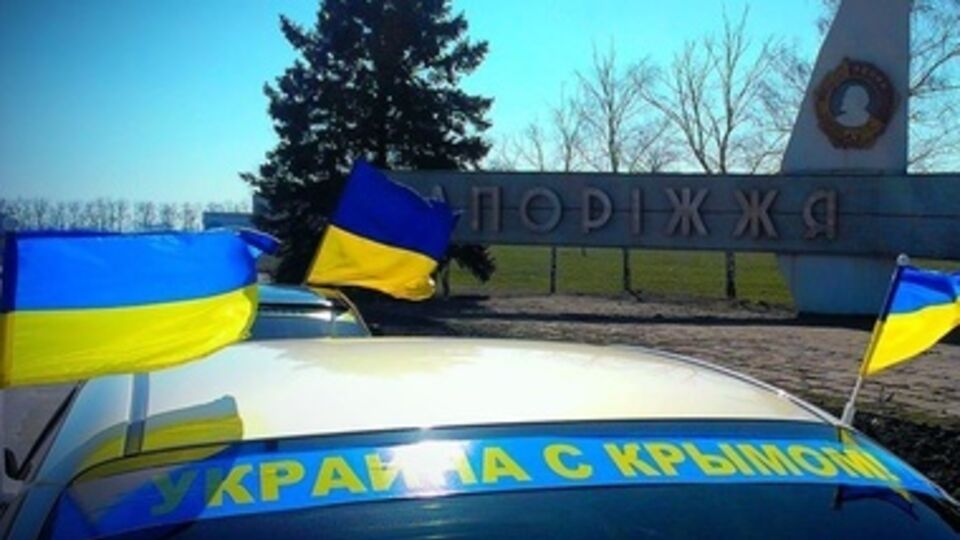 Участники автопробега уже возвращаются назад. Дополнительной информации о раненом пока нет