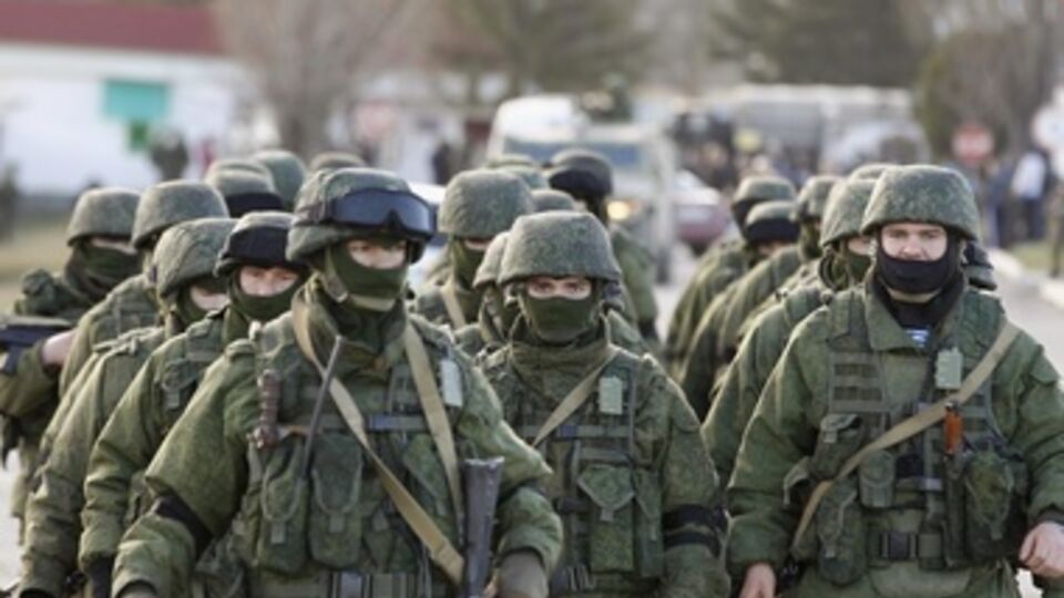 Принадлежность Крыма "намного важнее для Путина, чем для Запада", считает издание