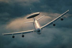 Британский самолет-разведчик AWACS