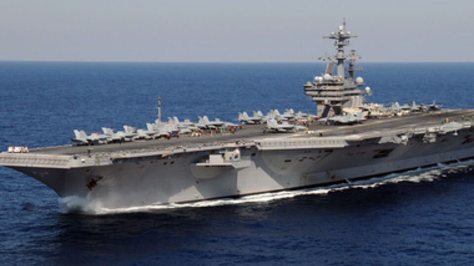 Авианосец USS George H.W. Bush