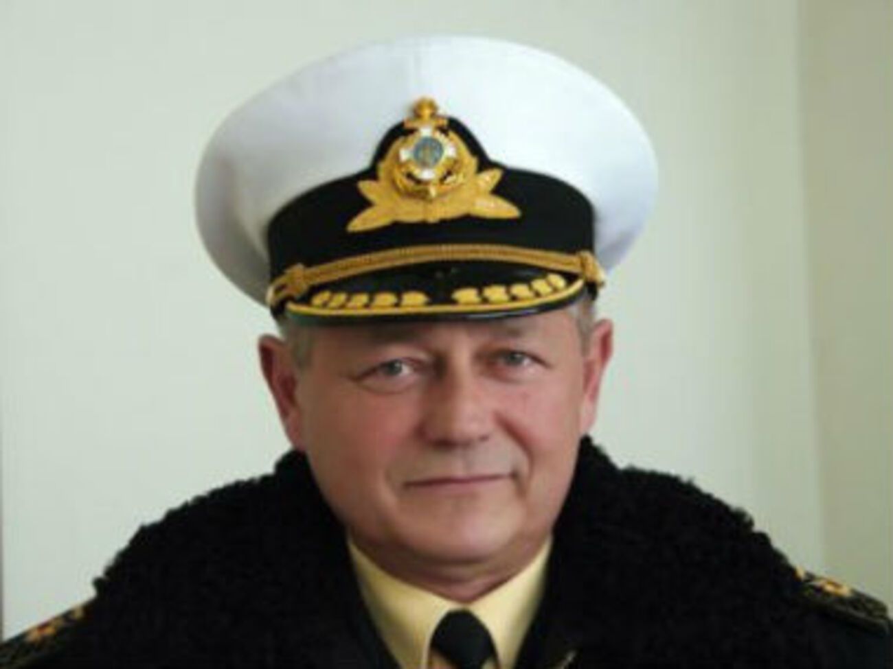 Игорь Тенюх говорит, что украинская армия не может начать стрелять