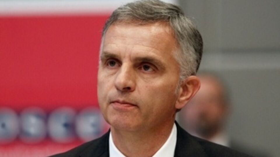 Дидье Буркхальтер заявил, что референдум незаконен