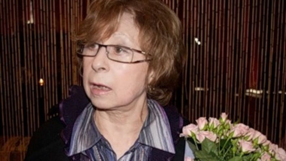 Лия Ахеджакова считает, что Россия скатывается назад в Советский Союз