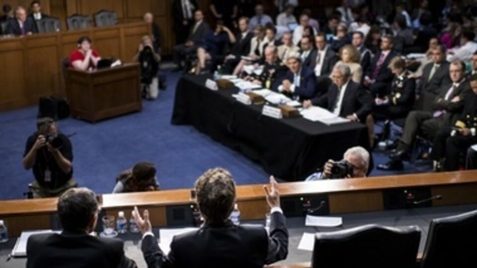 Комитет по международным делам проголосовал за проект