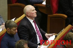 В голосовании принял участие 261 депутат