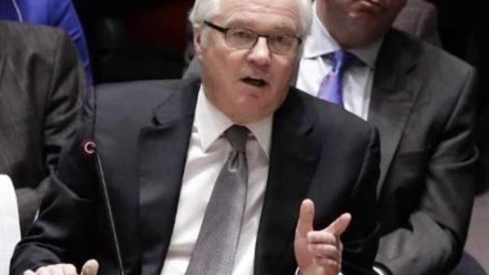 Чуркин ранее заявлял, что по митингующим стреляли оппозиционные снайперы.