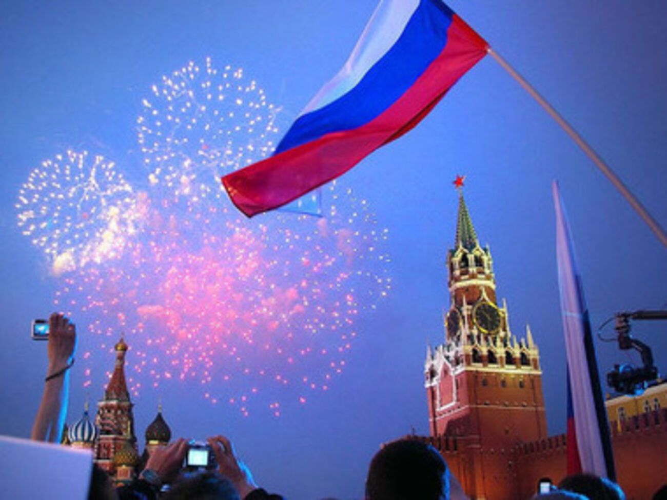 56% россиян нейтрально относятся к украинцам