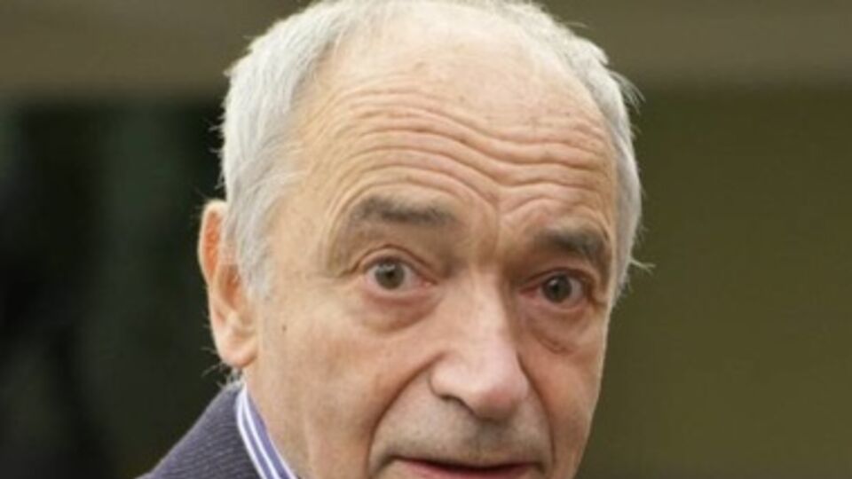 По некоторым данным, у Валентина Гафта проблемы с сердцем