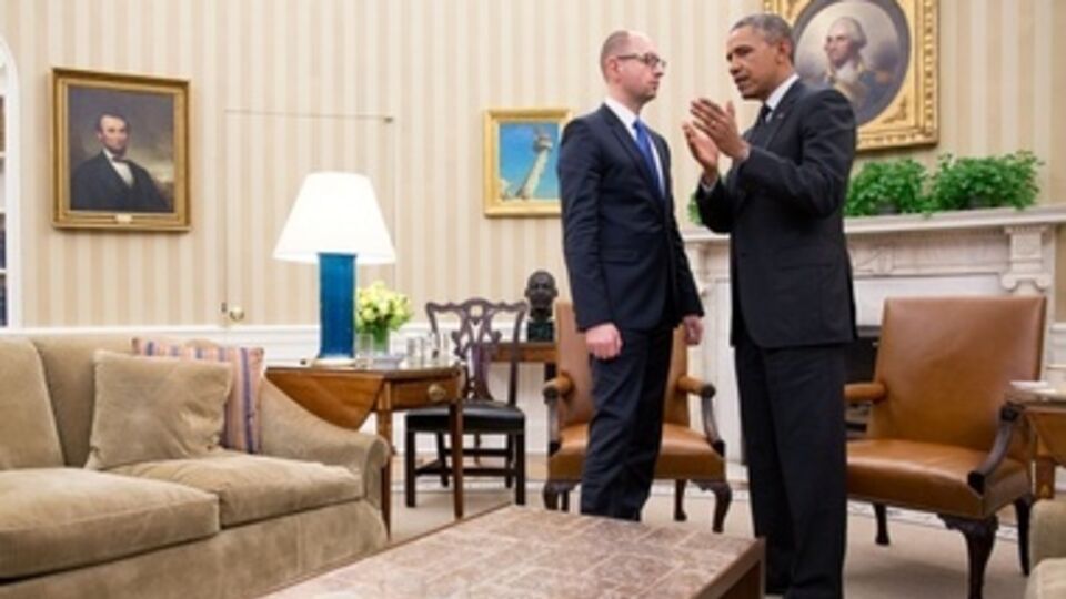 Украина попросила военную помощь США в тот же день, когда Арсений Яценюк встречался с Обамой