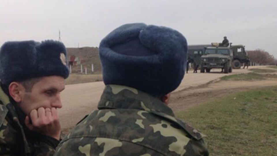 Українські військові залишаються чекати на результати референдуму в повній блокаді