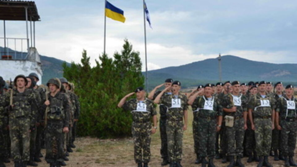 Украинские военнослужащие в Крыму
