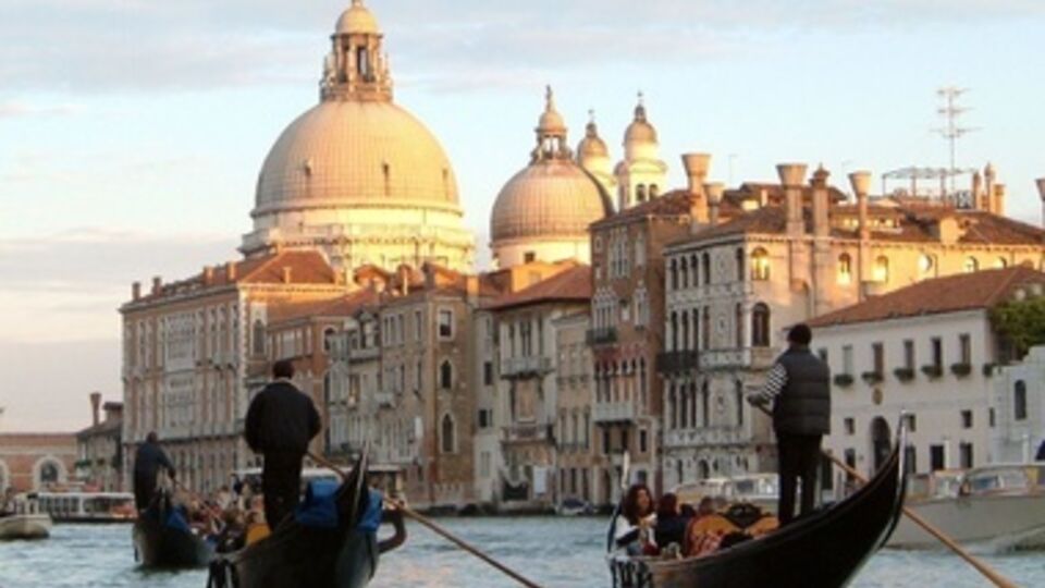 В Венеции начался референдум за независимость от Италии