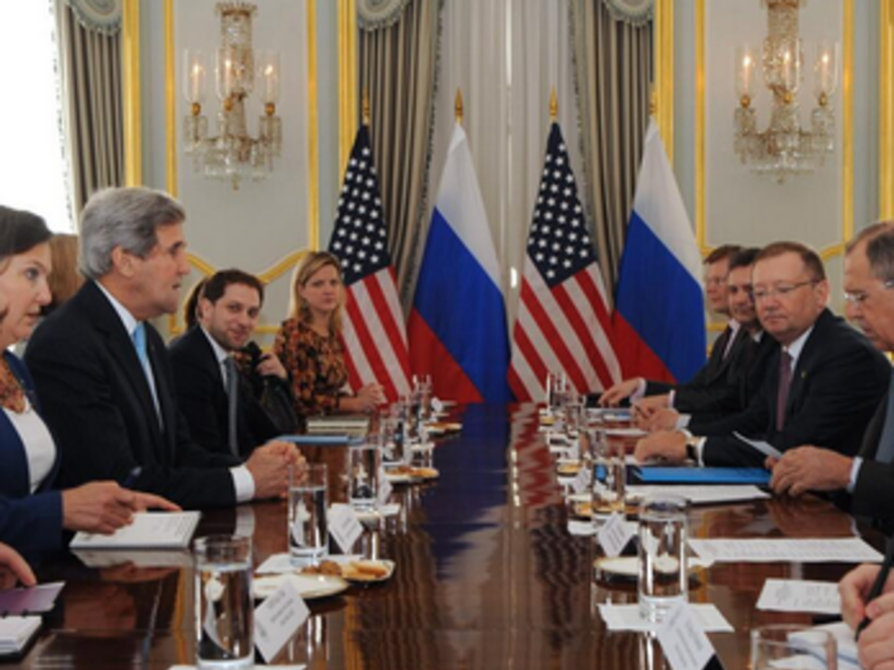 Керри и Лавров не смогли договориться о выходе из кризиса на переговорах в Лондоне 14 марта