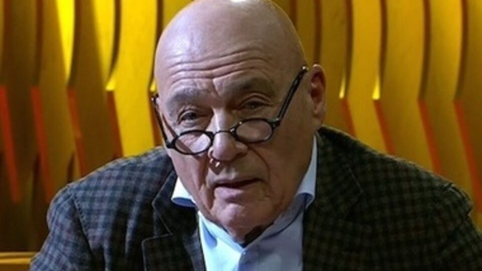 Западные телекомпании, которые явно не питают симпатий к России, все-таки сочли возможным и необходимым пригласить в эфир "другой голос", говорит Познер о собственном сотрудничестве с международными СМИ