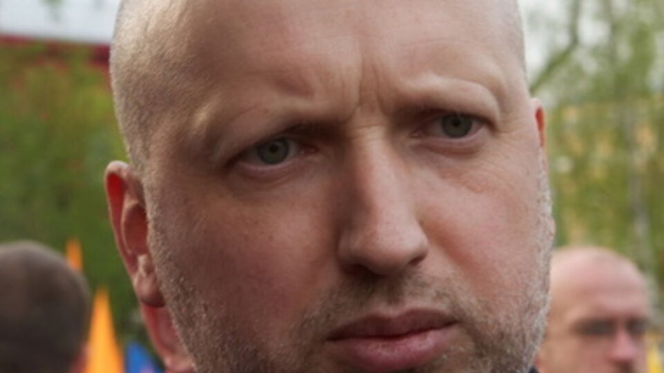 Александр Турчинов уволил семь глав районных государственных администраций в Херсонской области и назначил новых чиновников