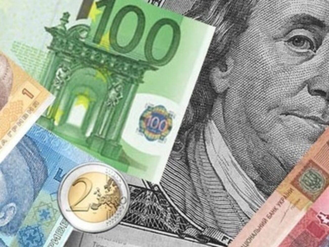 Котировки доллара и евро снизились