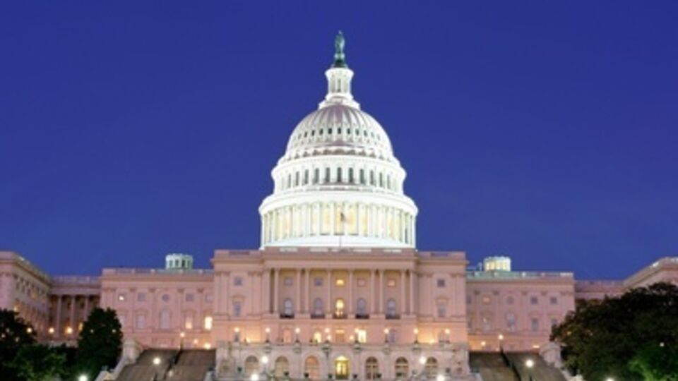 Белый дом пообещал расширить санкции относительно российских чиновников