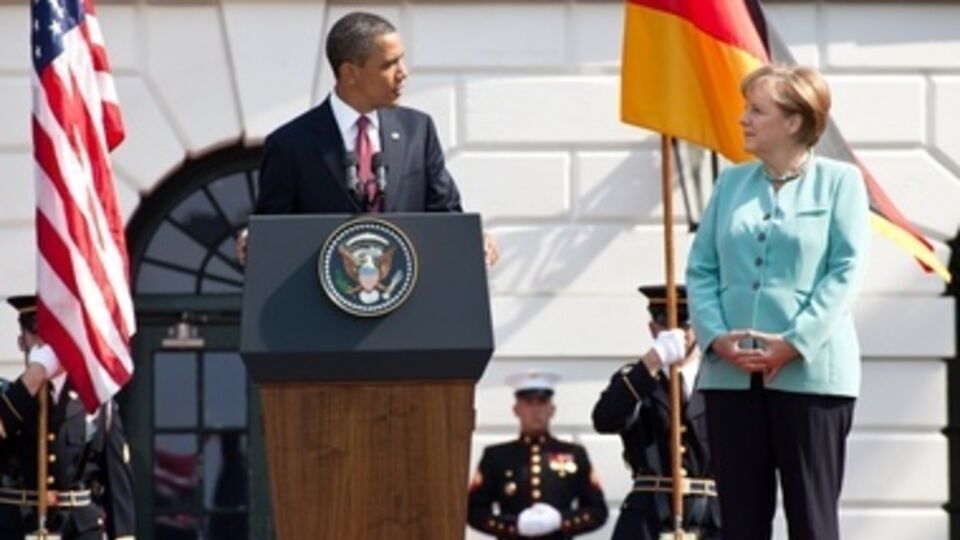 Меркель и Обама настаивают, что крымский референдум противоречит нормам международного права