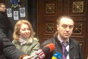 Сдавать депутатский мандат Мирошниченко, по его словам, не будет