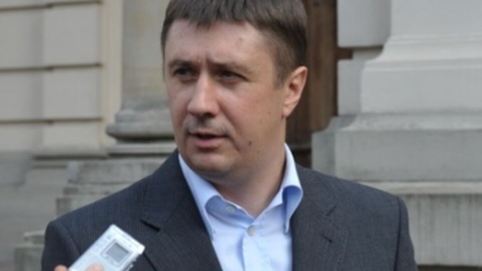 Кириленко хочет стать кандидатом в мэры, поскольку единого кандидата нет
