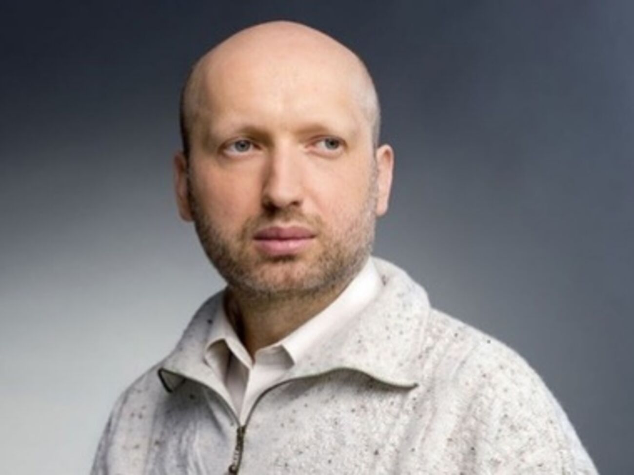 Александр Турчинов дал захватчикам три часа на освобождение десятерых захваченных украинцев