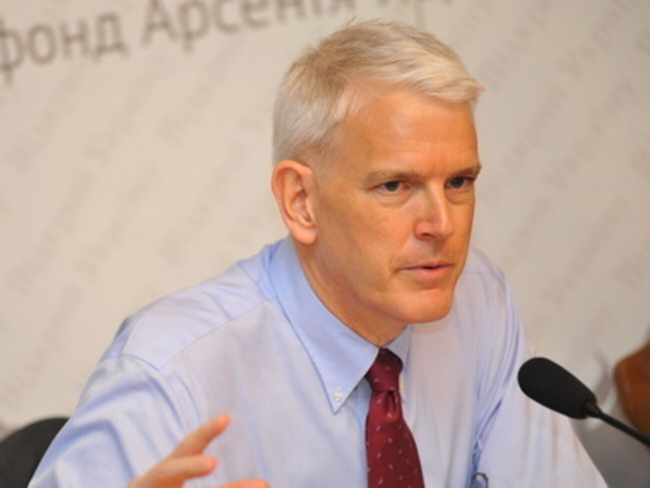 Стивен Пайфер, экс-посол США в Украине