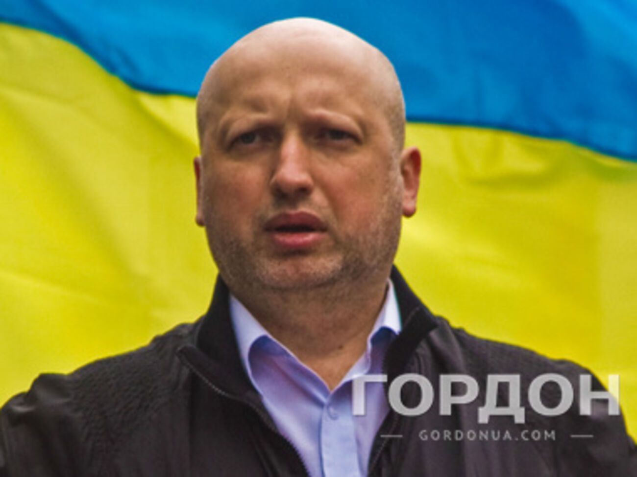 Турчинов заявил о напряженной ситуации в АРК