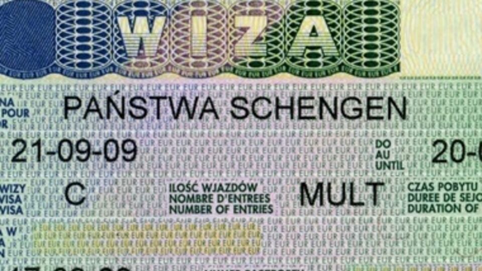 Количество отказов в визе уменьшилось