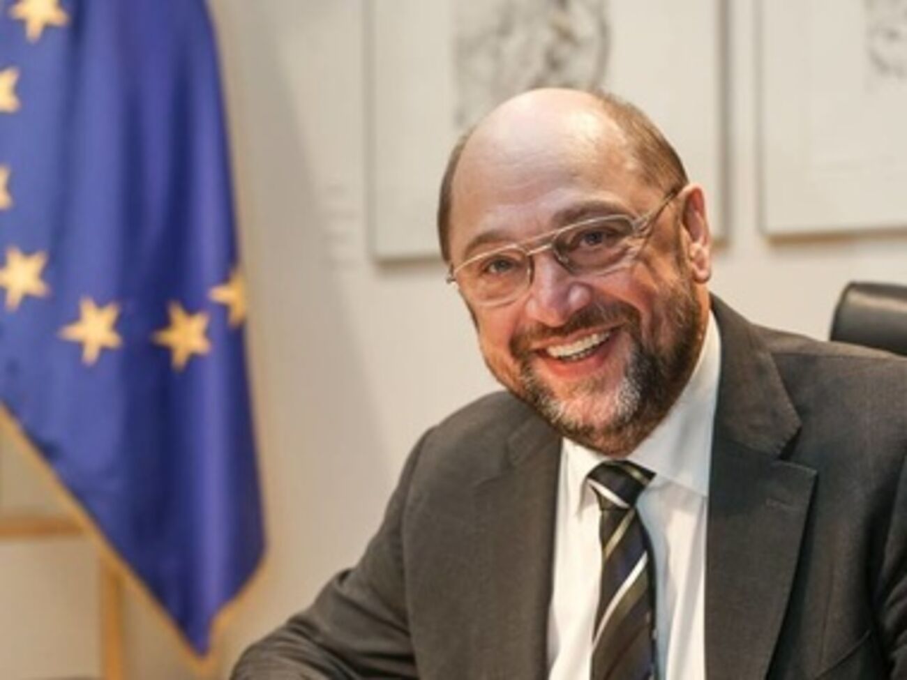 Мартин Шульц считает, что жесткие санкции стоит вводить, если Россия продолжит агрессию