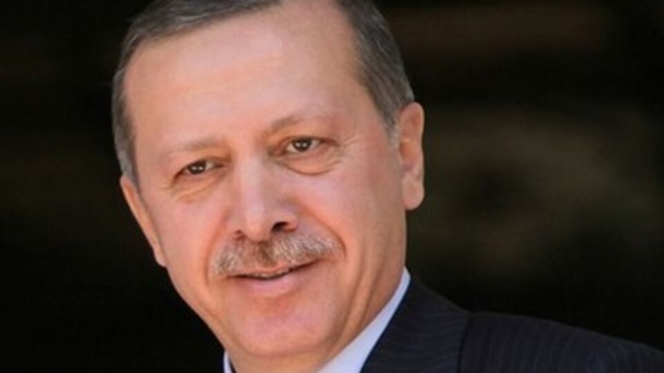 Тайип Эрдоган --- давний противник социальных сетей